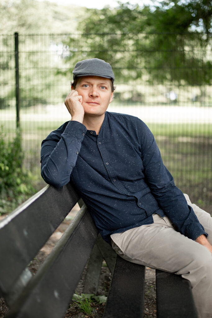 Portrait of Thijs Wansink, co-creator of A La Eve, looking confidently into the camera. A moment of clarity and purpose.
